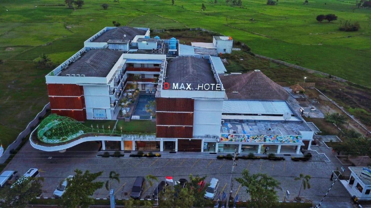 D'Max Hotel & Convention Lombok Praya Exterior foto